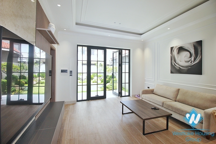 Green and modern 02 bedrooms house for rent in Tay Ho, Ha Noi